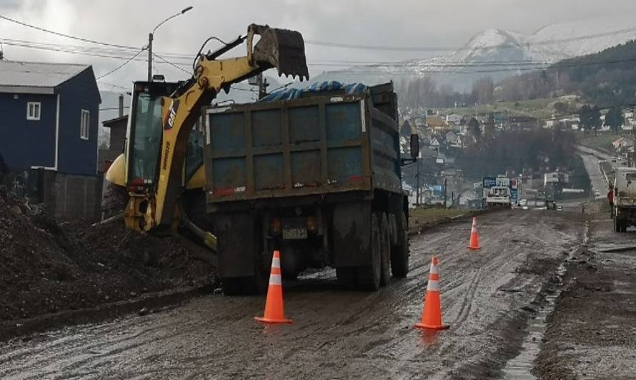 Realizan mejoramiento vial de avenida Divisadero en Coyhaique