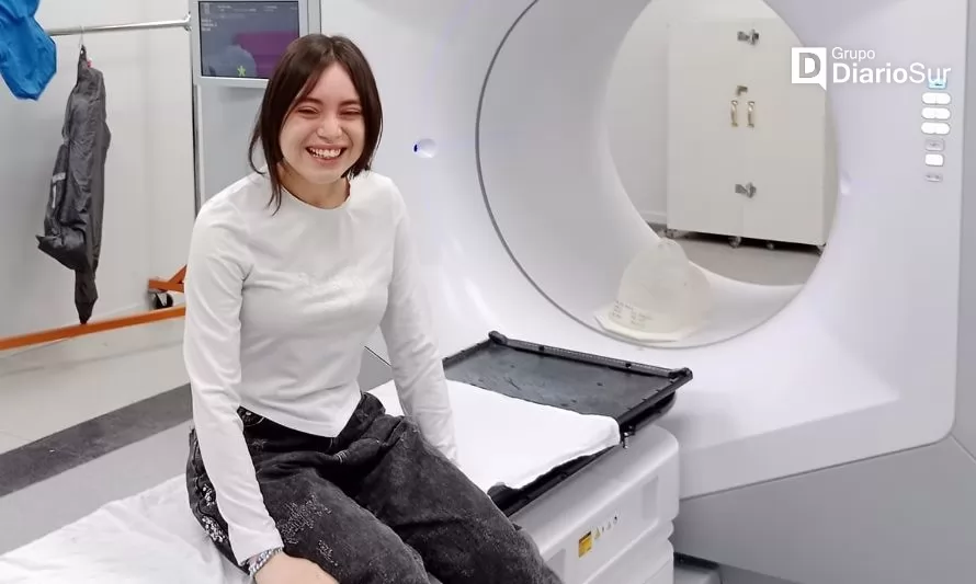 Hospital de Estados Unidos abre luz de esperanza para joven con tumor cerebral 