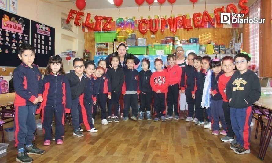 Escuela Pedro Quintana Mansilla celebra su 90 aniversario