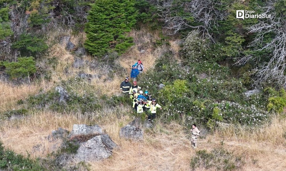 Escalador sufrió caída en cerro Mackay