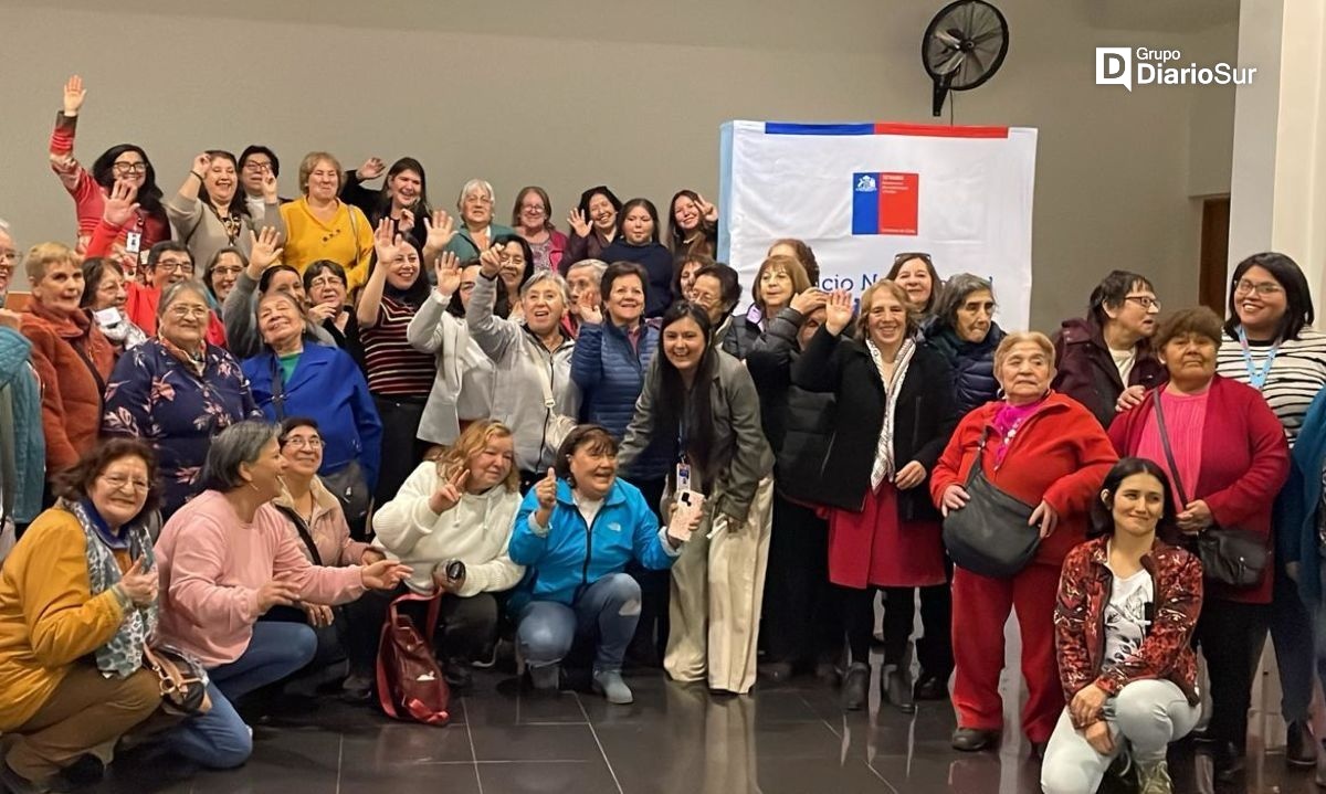 Amplia participación en ¿Quién cuida a las mujeres de Aysén?